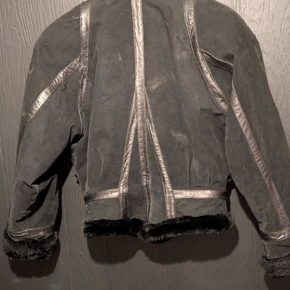 Adventure Bound Bomber Jacket - Picture 5 of 7